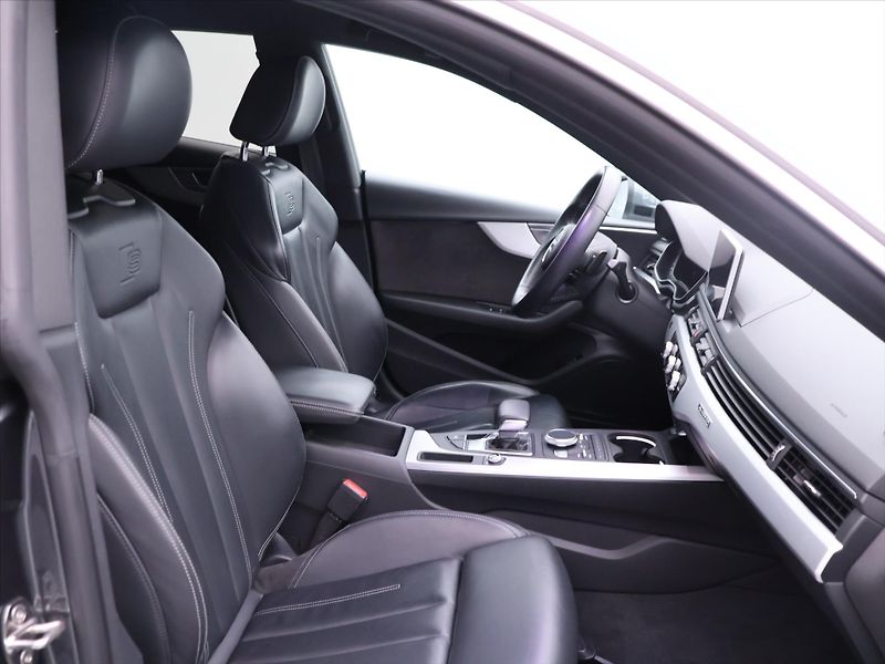 Audi A5 3.0 TDI 210kW quattro DPH CZ - fotka 14 z 41