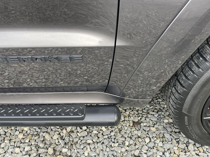 Jeep Grand Cherokee 6.4i 480PS HEMI SRT CZ 78000KM - fotka 53 z 187