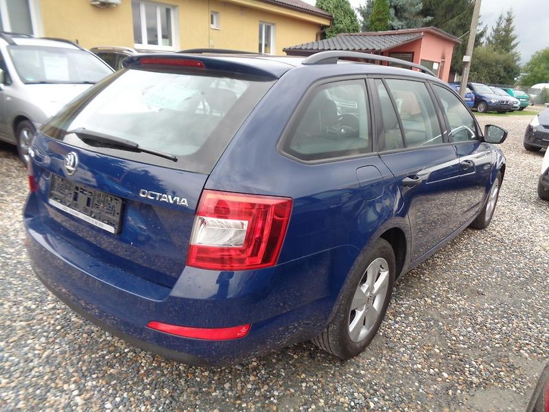 Škoda Octavia 1,6 TDI - fotka 5 z 15