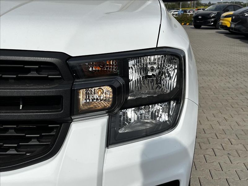 Ford Ranger 2,0 125kW XLT Double cab - fotka 10 z 33