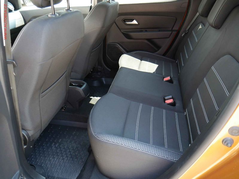 Dacia Duster (2019) 1.6i 4x4, 2.maj,ČR, AC - fotka 10 z 19