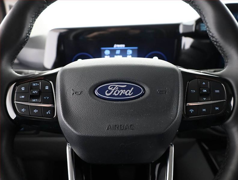 Ford Tourneo Custom (2025) Active 2.0 EcoBlue AWD, ČR - fotka 8 z 21