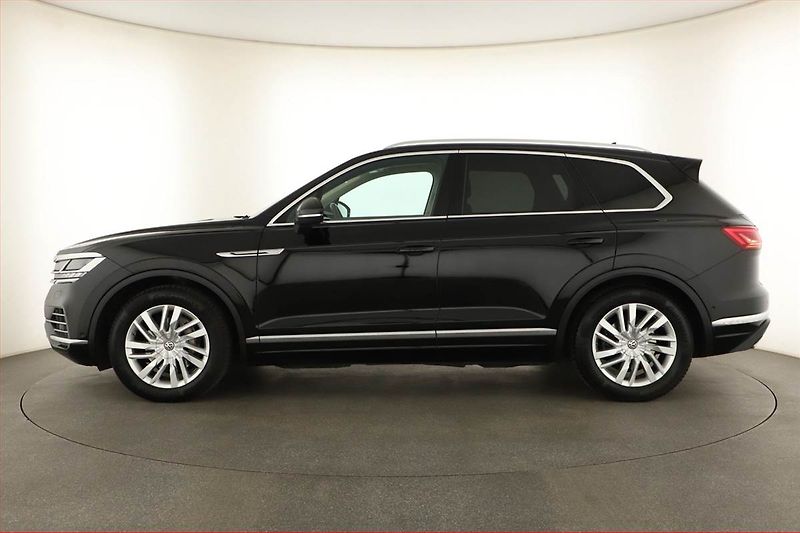 Volkswagen Touareg (2019) 3.0 TDI - fotka 3 z 19