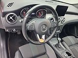 Mercedes-Benz CLA (2018) 1.6 i CLA200, Sport, LED, - náhled 12