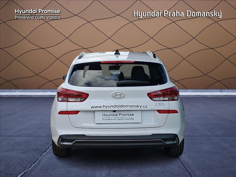 Hyundai i30 1,0   TGDI,STYLE - fotka 5 z 9