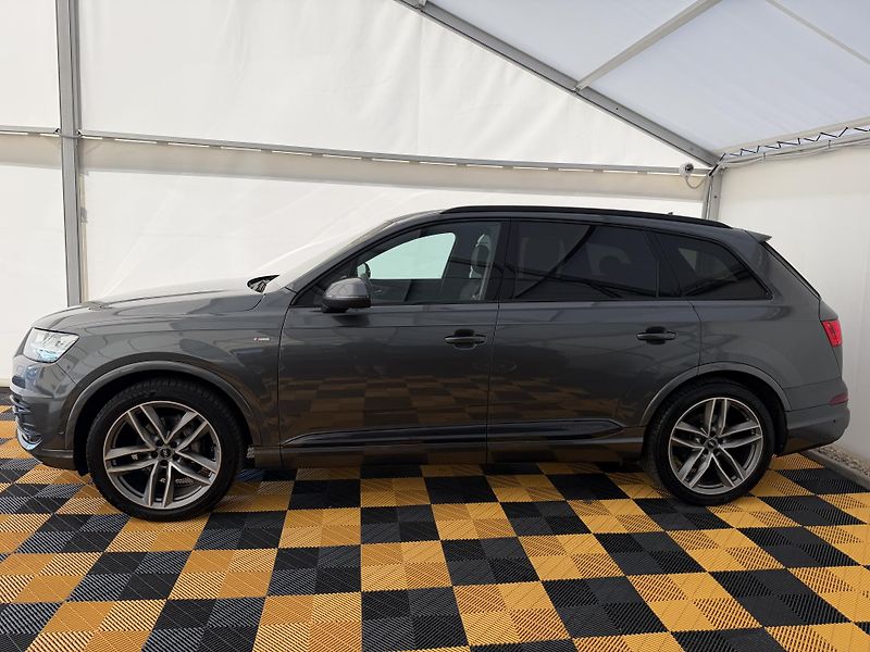 Audi Q7 3.0Tdi*200kw*CZ*DPH*S-Line* - fotka 4 z 47