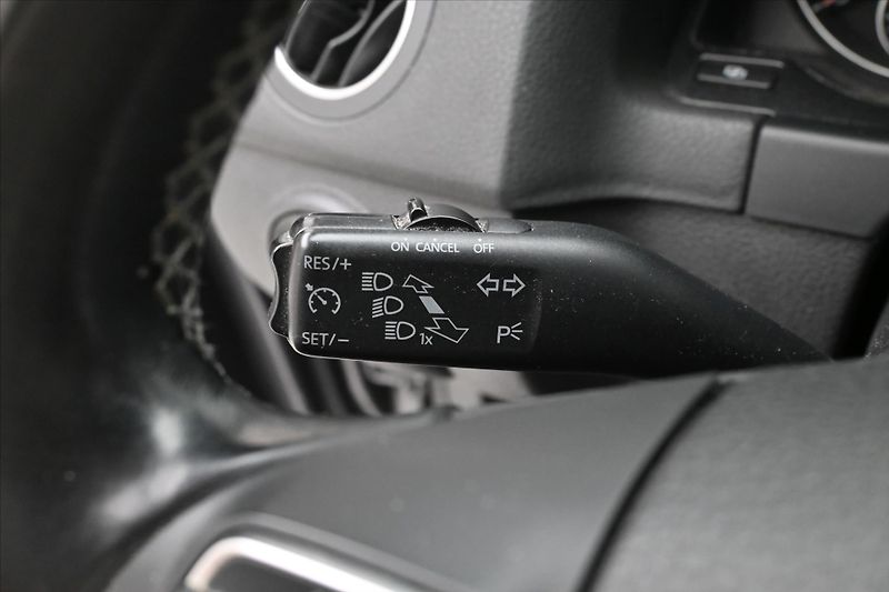 Volkswagen Golf Plus 1,6 TDI 77kW KLIMA Tažné - fotka 22 z 29