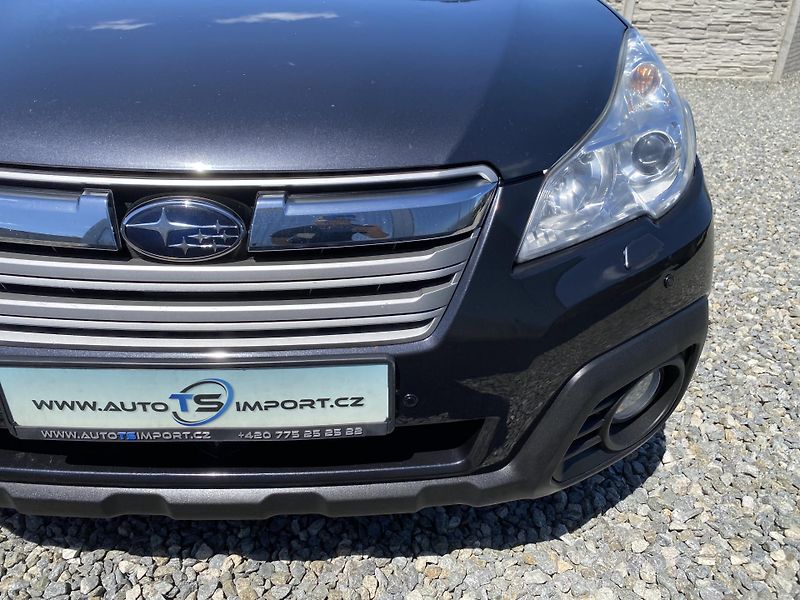 Subaru Outback 2.5i 170PS 4x4 BIFUEL PAN NAVI - fotka 74 z 157