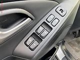 Hyundai ix35 (2013) 2.0 CRDi 4x4, AC, výhřev sed - náhled 13