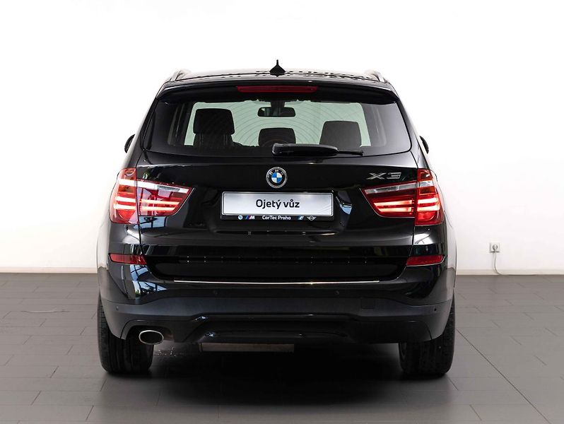 BMW X3 xDrive20d - fotka 5 z 20