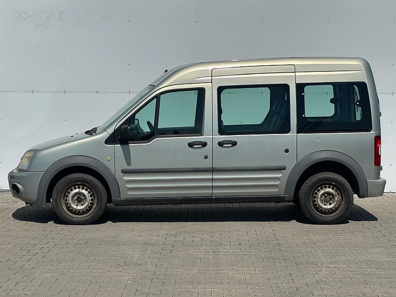 Ford Tourneo Connect 1.8 TDCi 66kW - fotka 3 z 23