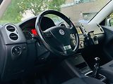 Volkswagen Tiguan 2.0TDI 4x4 MAN SERVISKA TAŽNÉ - náhled 27