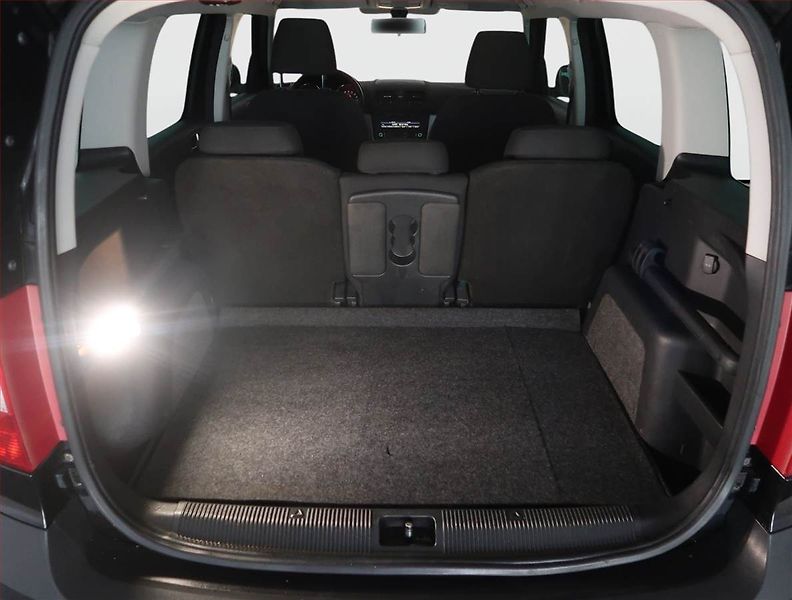 Škoda Yeti (2010) 1.2 TSI, Park. senzory - fotka 13 z 17