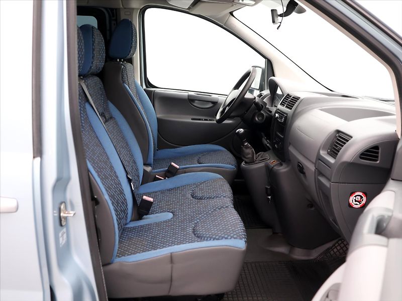 Fiat Scudo 1,6 MultiJet CZ Klima 9-Míst - fotka 12 z 26