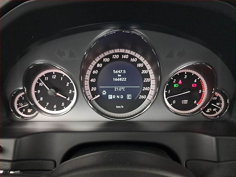 Mercedes-Benz Třídy E (2012) E 300 CDI, Automat, Kůže - fotka 11 z 17