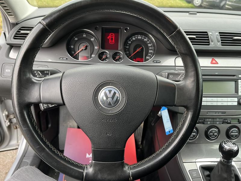 Volkswagen Passat 1.9 TDI - fotka 15 z 18