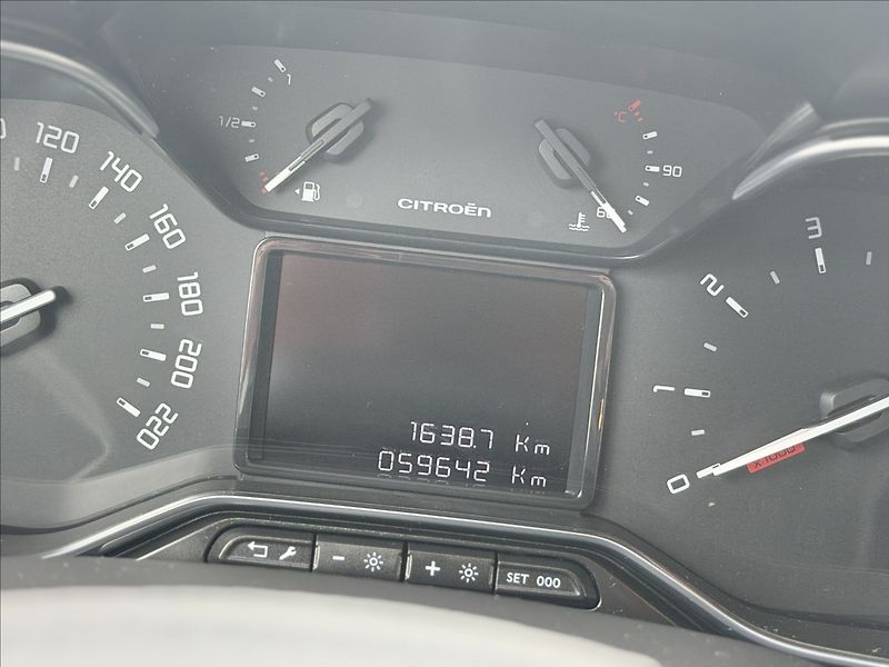 Citroën C3 Aircross 1,2 NEW ČR AUTOMAT ODPOČET DPH - fotka 12 z 28