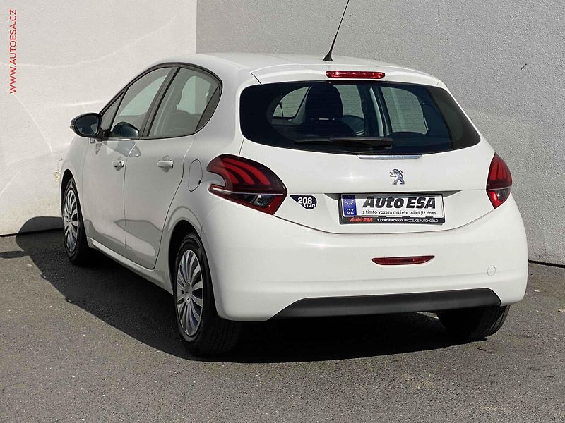 Peugeot 208 (2017) 1.2 PT, AC, tempo - fotka 6 z 16