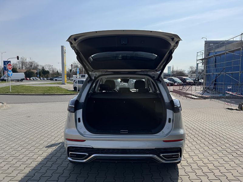 Hongqi HS5 (2025) 2.0T Executive 4WD - fotka 20 z 20