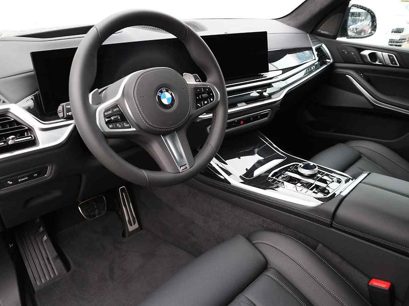BMW X7 - fotka 6 z 10