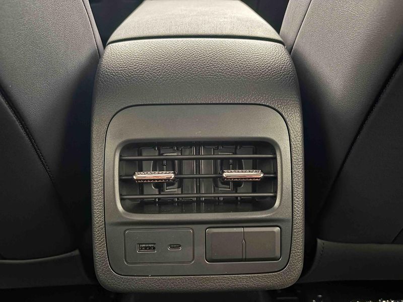 Omoda 5 (2026) Premium Facelift 1.6 tGDI  - fotka 44 z 54