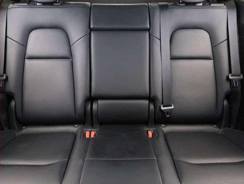 Tesla Model Y (2022) Long Range AWD 79kWh, SoH 91% - fotka 10 z 33