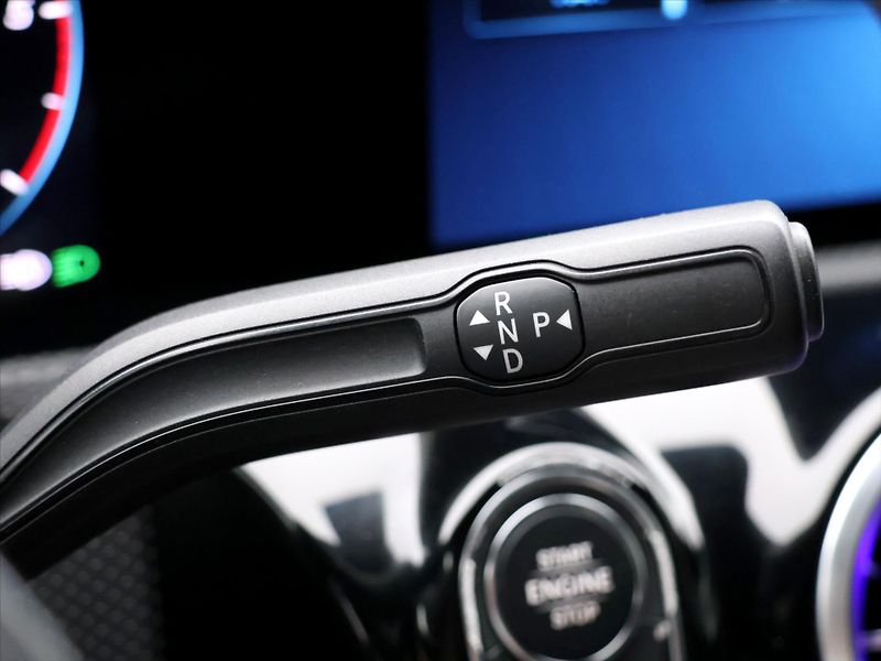 Mercedes-Benz CLA 2,0 CDI AMG CZ DPH Navi - fotka 19 z 37