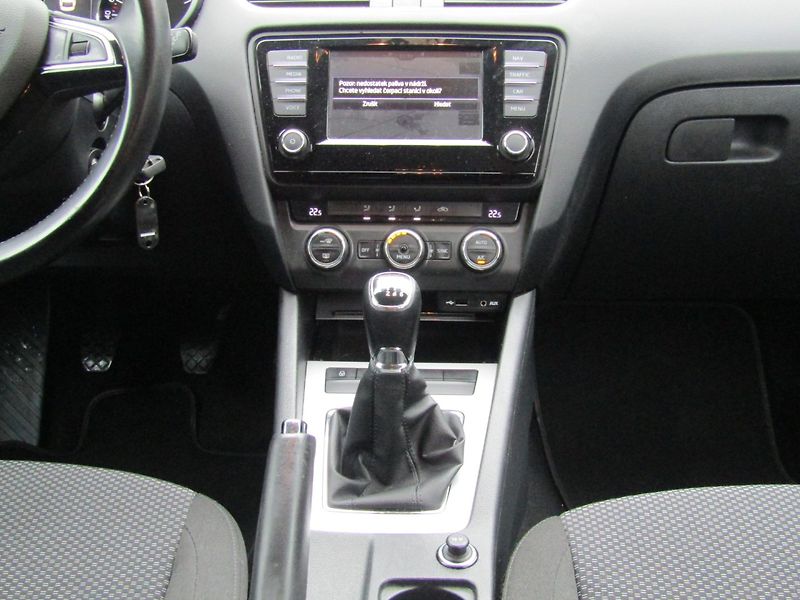 Škoda Octavia (2017) 1.6 TDI 81kW 6kv. - fotka 17 z 36