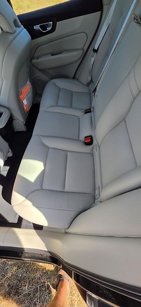 Volvo XC60 (2021) B4 AWD - fotka 12 z 30