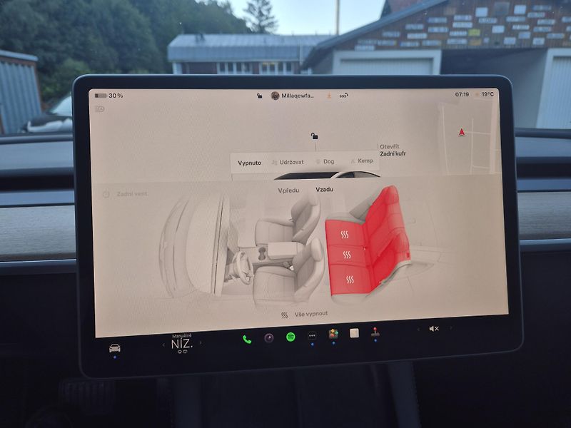 Tesla Model 3 LONG RANGE DUAL MOTOR SOH 91% - fotka 33 z 50