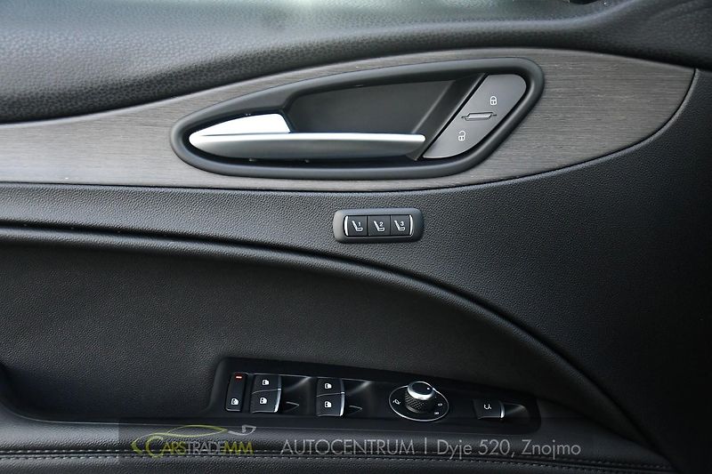 Alfa Romeo Stelvio 2,2 JTDm Q4 154kW TAŽNÉ - fotka 27 z 53