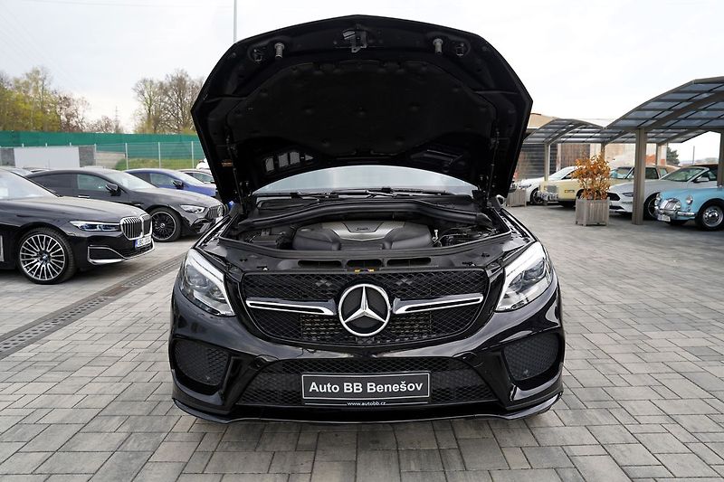 Mercedes-Benz GLE 350d 4Matic AMG/260PS - fotka 9 z 45