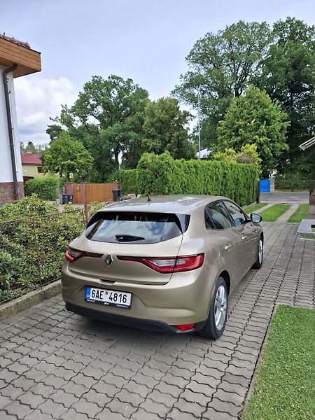 Renault Mégane (2017) Prodám Renaul Megane 1 majitel - fotka 3 z 7