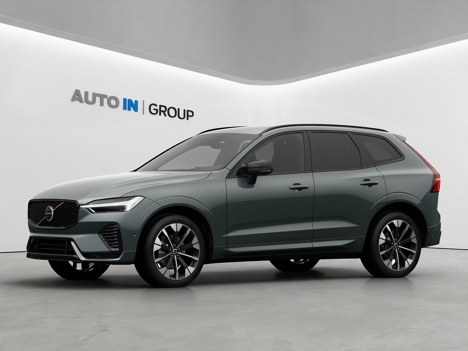 Volvo XC60 PLUS Dark, nappa,360°kam,250k