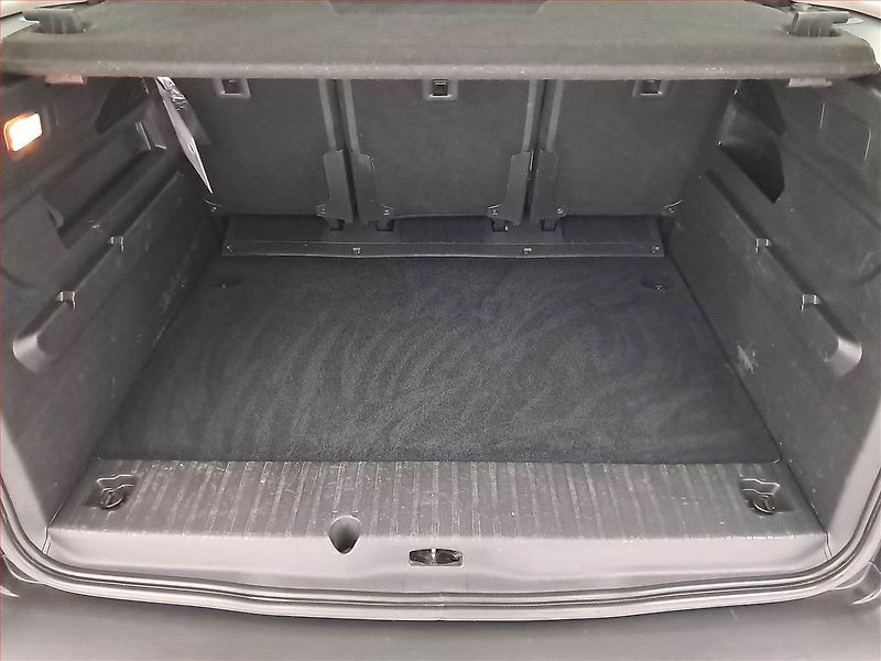 Citroën Berlingo (2018) Feel 1.5 BlueHDi, 5Míst, ČR - fotka 13 z 16