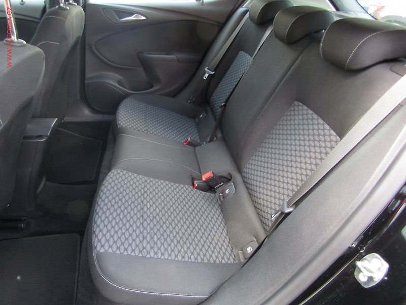 Opel Astra (2017) 1.4T, ČR, AC, navi, park - fotka 10 z 18