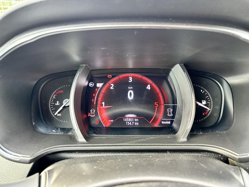 Renault Mégane Grandtour 1.5 DCi 1.majitel CZ - fotka 9 z 27