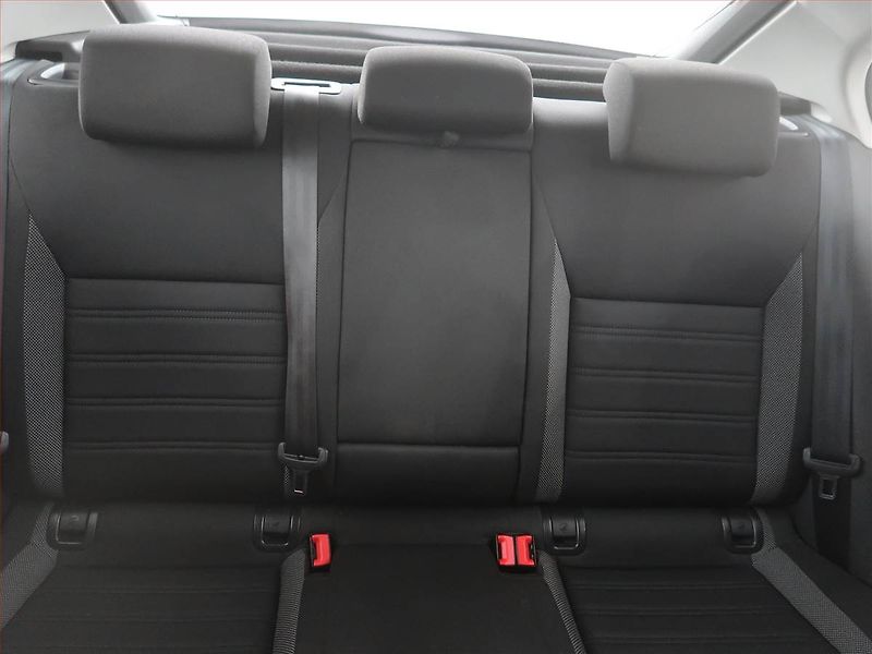 Škoda Octavia (2017) Ambition 1.6 TDI, Tempomat - fotka 10 z 17