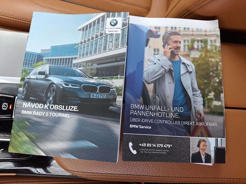 BMW Řada 5 530d xDrive AT Touring - fotka 41 z 71