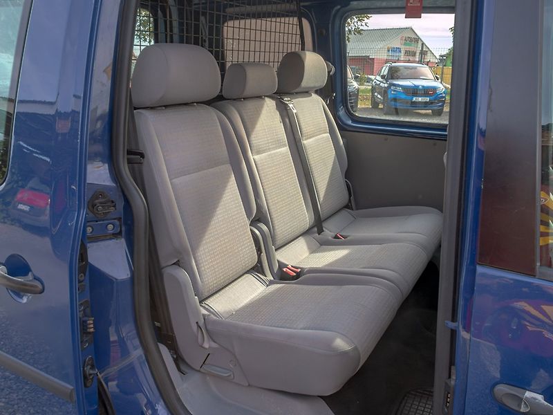 Volkswagen Caddy (2008) ČR 1.9TDI 55KW – PO ROZVODECH - fotka 27 z 36