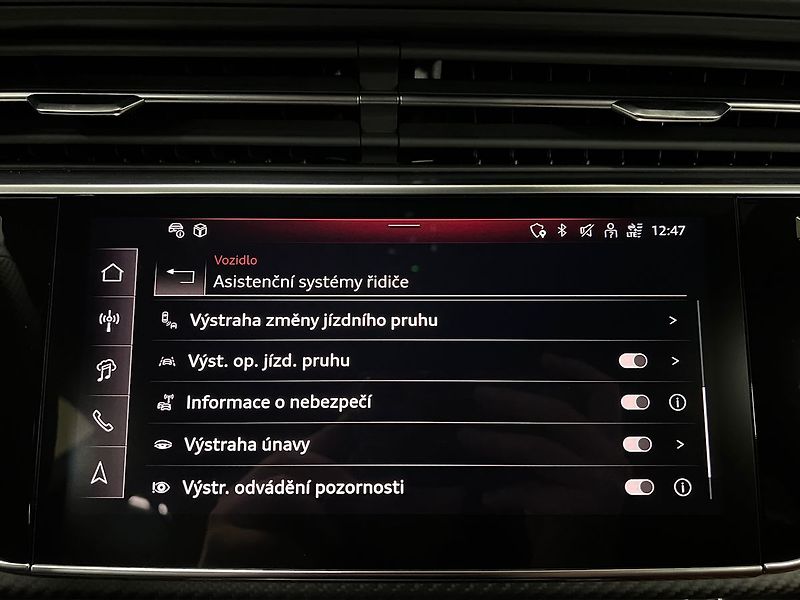 Audi RS Q8 QUATTRO, PERFORMANCE,B&O, PANO - fotka 21 z 39