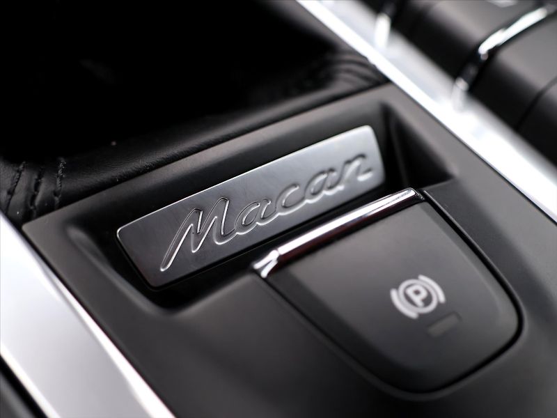 Porsche Macan 3.0 S V6 190kW AUT - fotka 42 z 51