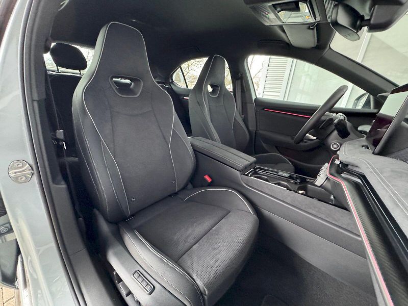 Škoda Superb (2025) SportLine 2.0 TDI/ 142 kW DSG7 - fotka 29 z 30