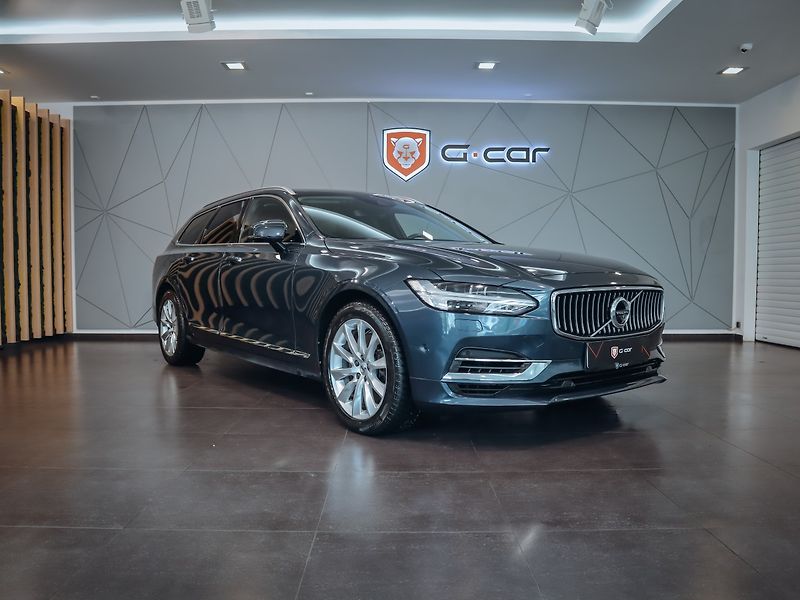 Volvo V90 2.0 T8 AWD - Inscription TOP - fotka 2 z 29