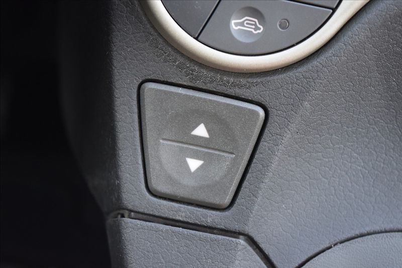Fiat Panda 1,2 i 44KW AUTOMAT KLIMA ALU - fotka 43 z 49