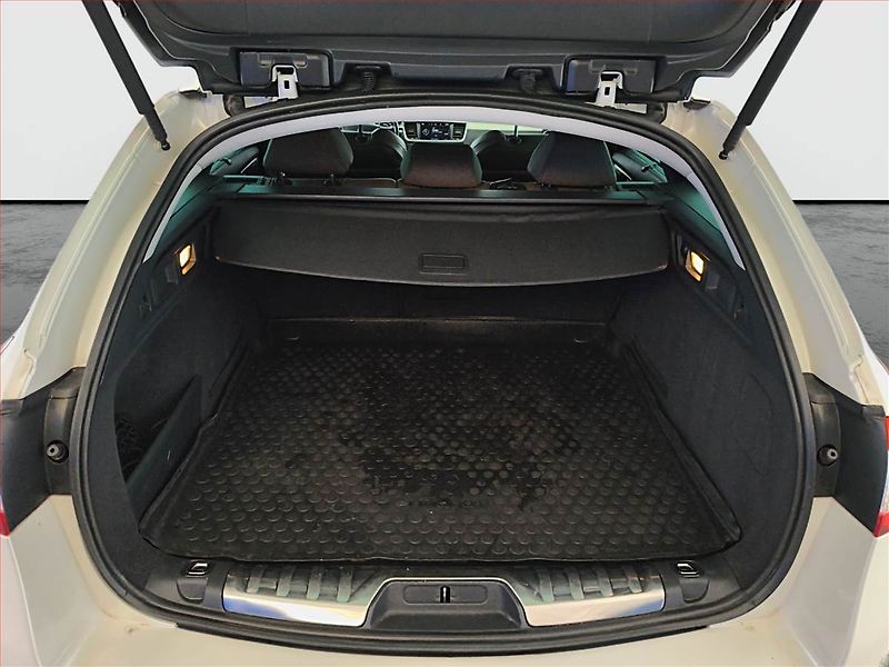 Peugeot 508 (2012) 2.2 HDi, Automat, po STK - fotka 14 z 17