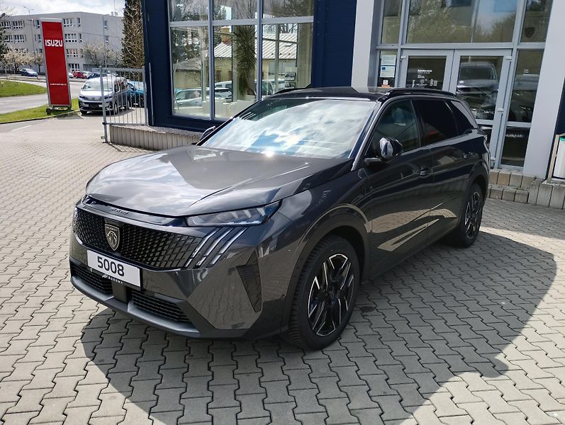 Peugeot 5008 (2025) GT Hybrid 145 e-DCS6 - fotka 3 z 28