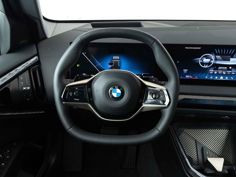 BMW X3 xDrive20d - fotka 13 z 23