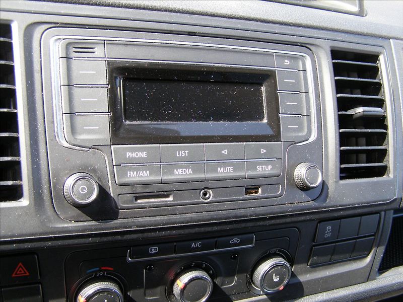 Volkswagen Transporter 2,0   4x4 150kw DSG - fotka 15 z 18