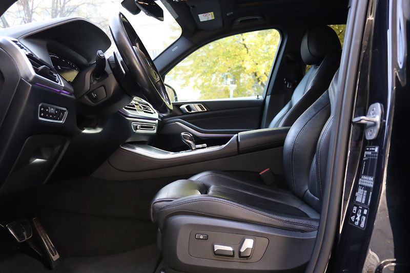 BMW X5 XDRIVE 30D M-PAKET G05 195kW  - fotka 22 z 49